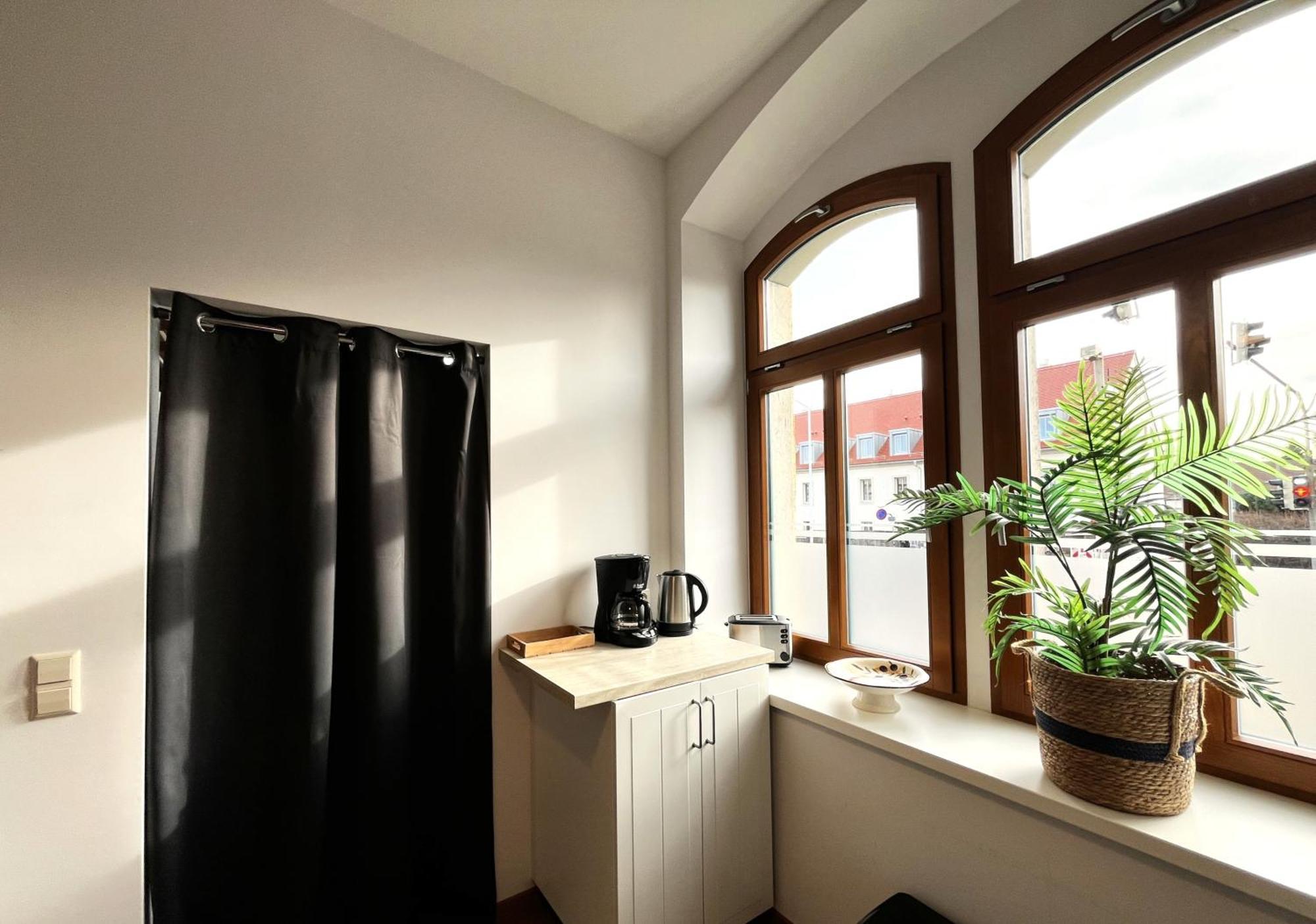 Ferienwohnungen Landeskrone Dresden Ngoại thất bức ảnh